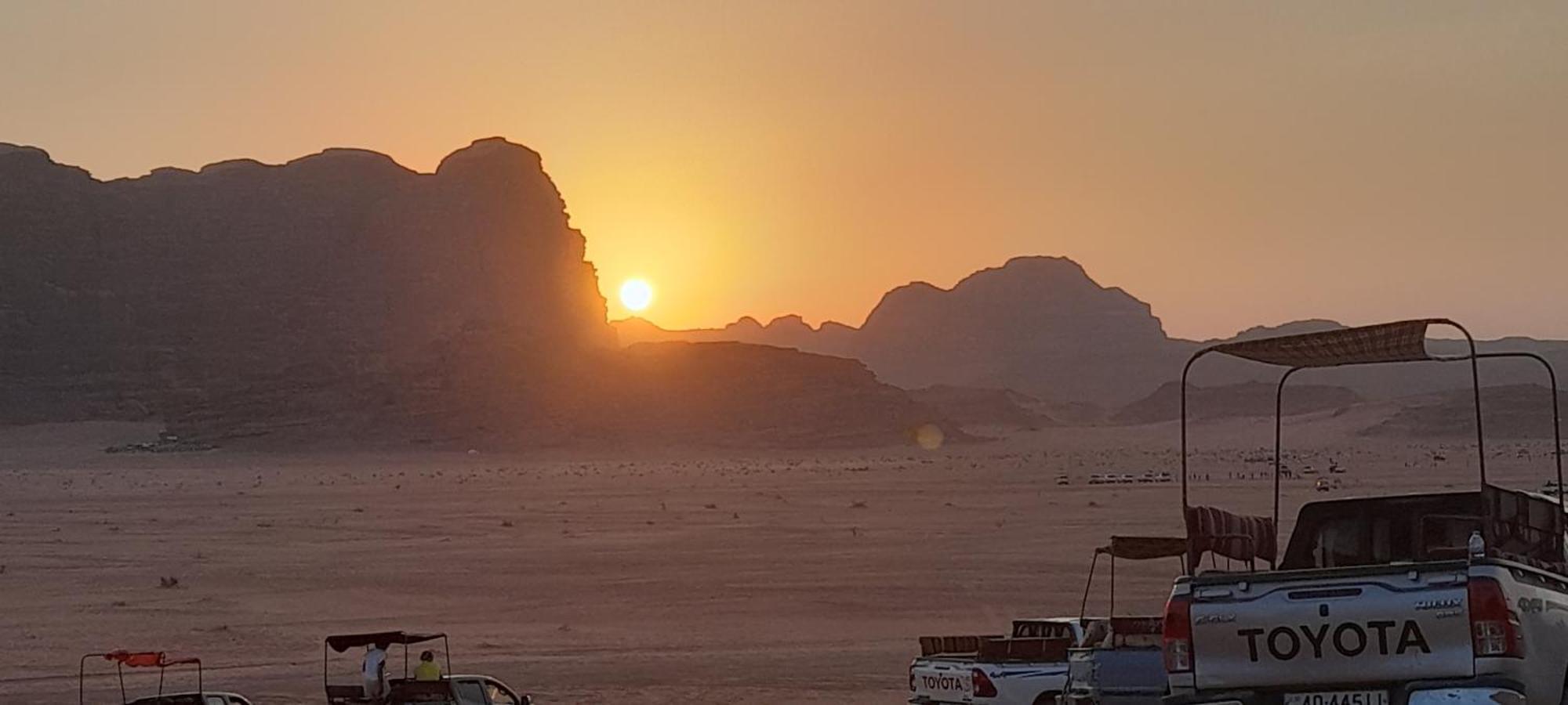 Desert Star Camp Wadi Rum Bagian luar foto